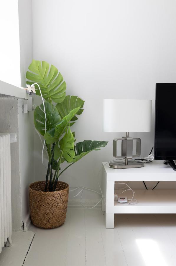 2Ndhomes Cozy Studio By Tahtitorni Park Хелзинки Екстериор снимка